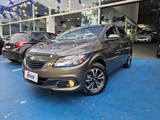 CHEVROLET ONIX 1.4 MPFI LTZ 8V FLEX 4P MANUAL CHEVROLET ONIX 1.4 MPFI LTZ 8V FLEX 4P MANUAL